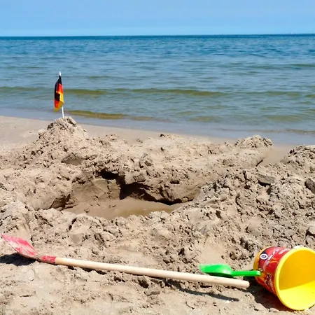 Сasa de vacaciones Ferienhaushaelfte Insel Ruegen